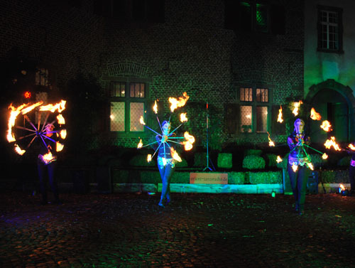 Feuershow Bubenheimer Spieleland 31.10.2015